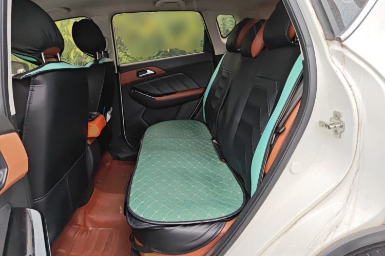 Used BAIC Senova X35 2016 1.5L Manual Luxury Edition Left Rear Seat