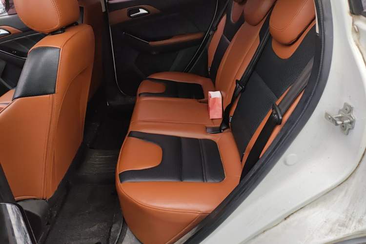 Used BAIC Senova X35 2016 1.5L Automatic Luxury Edition Left Rear Seat