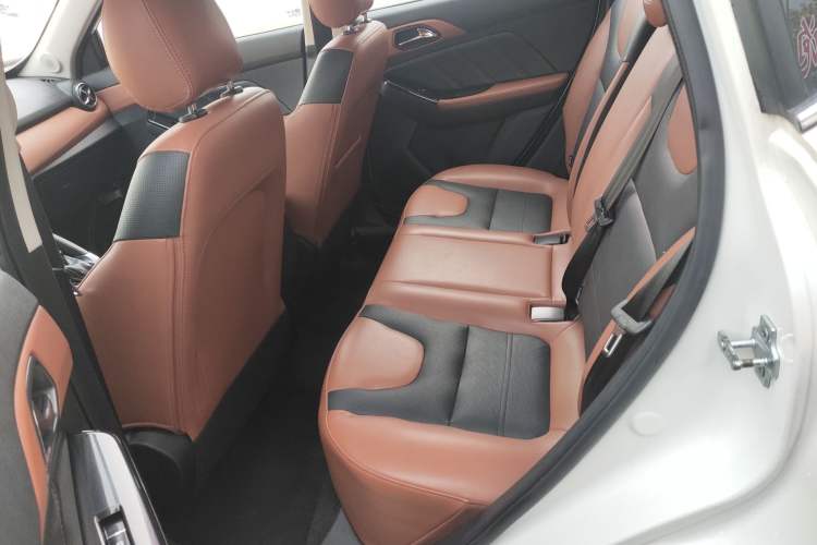 Used BAIC Senova X35 2016 1.5L Automatic Luxury Edition Left Rear Seat