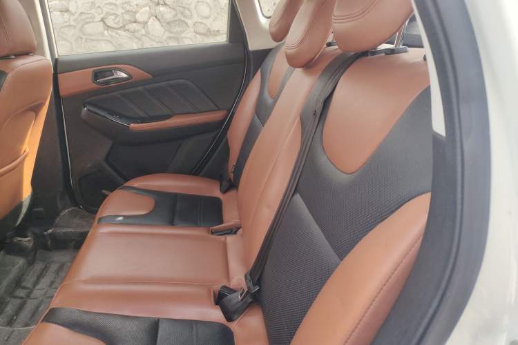 Used BAIC Senova X35 2016 1.5L Manual Luxury Edition Left Rear Seat