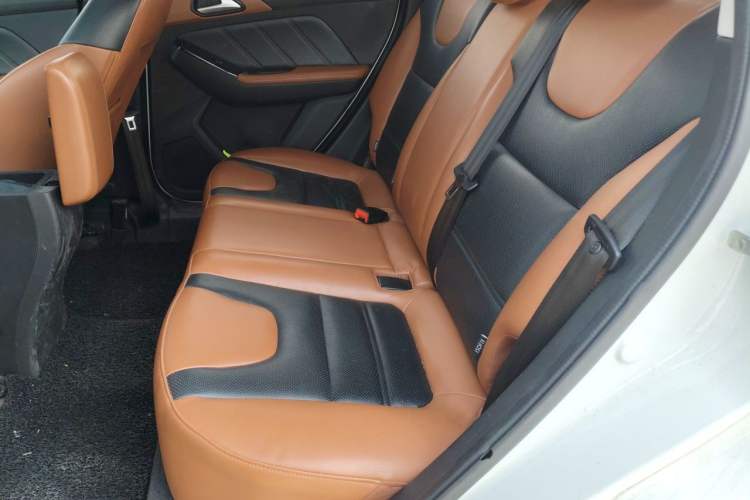 Used BAIC Senova X35 2016 1.5L Automatic Luxury Edition Left Rear Seat