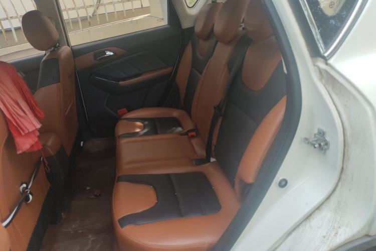 Used BAIC Senova X35 2016 1.5L Manual Luxury Edition Left Rear Seat
