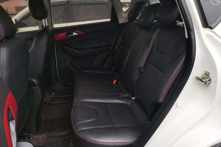 Used BAIC Senova X35 2016 1.5L Manual Elite Edition Left Rear Seat