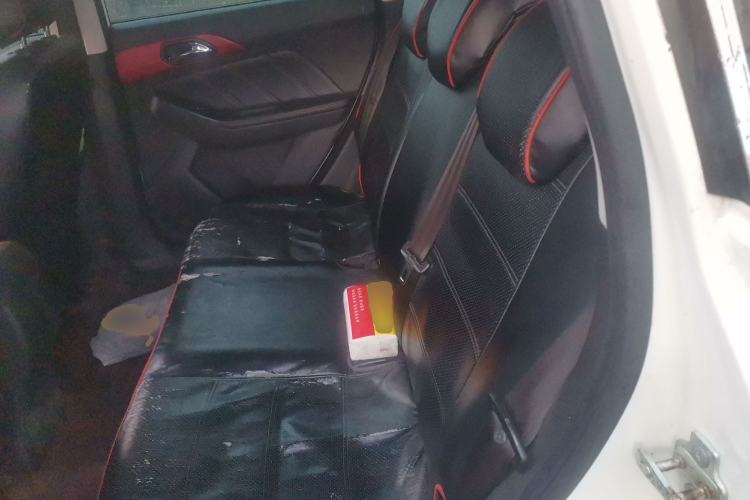 Used BAIC Senova X35 2016 1.5L manual Fashion Edition Left Rear Seat