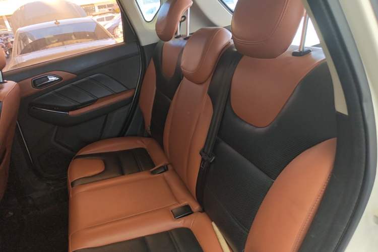 Used BAIC Senova X35 2016 1.5L Manual Luxury Edition Left Rear Seat