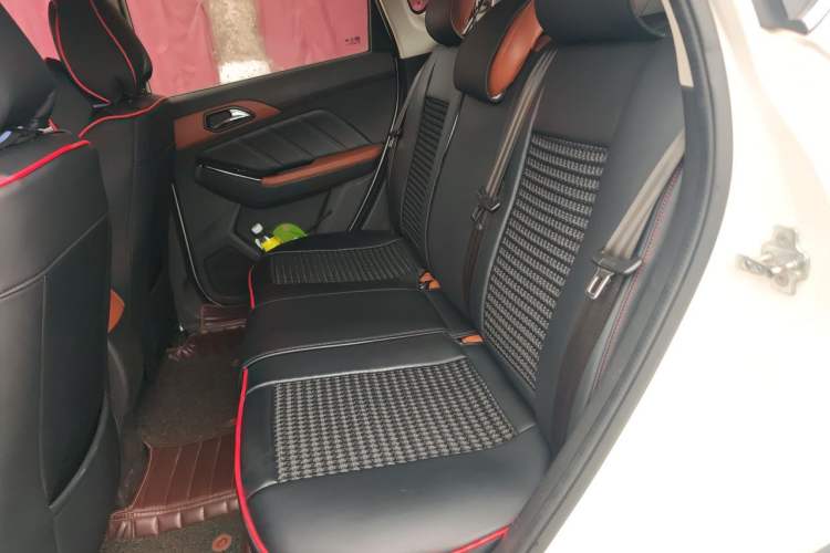 Used BAIC Senova X35 2016 1.5L Manual Luxury Edition Left Rear Seat