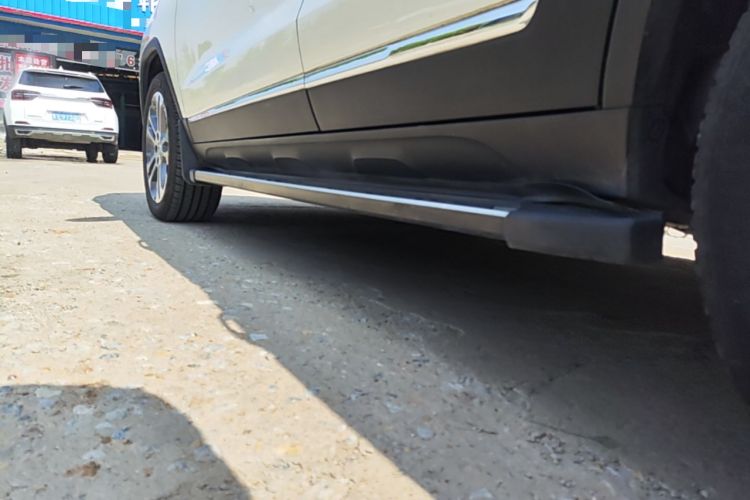 Used BAIC Senova X35 2016 1.5L Manual Luxury Edition Left Side Sill
