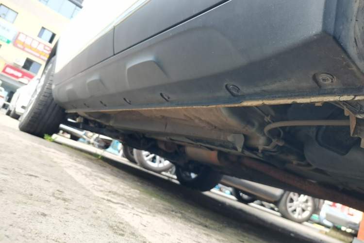 Used BAIC Senova X35 2016 1.5L Automatic Luxury Edition Left Side Sill