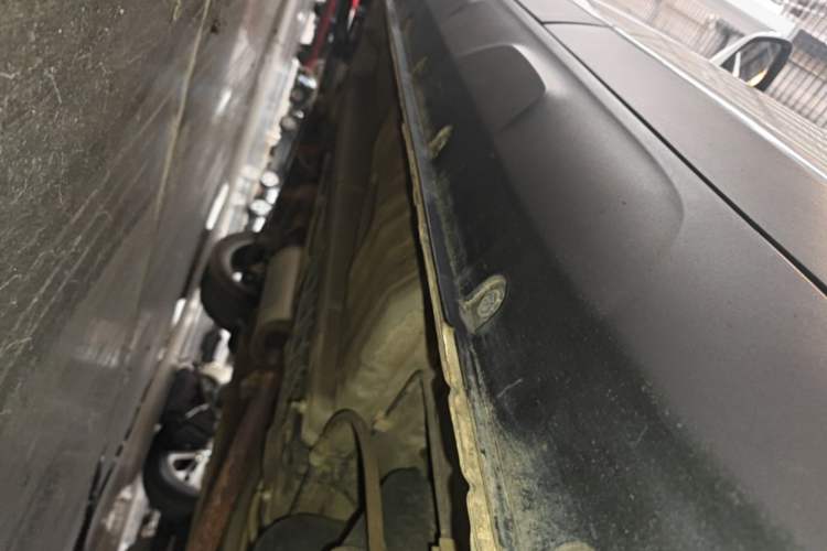 Used BAIC Senova X35 2016 1.5L Manual Luxury Edition Left Side Sill