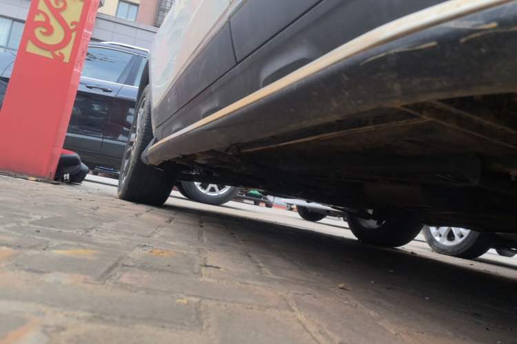 Used BAIC Senova X35 2016 1.5L Automatic Luxury Edition Left Side Sill