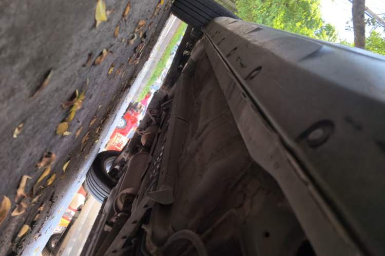 Used BAIC Senova X35 2016 1.5L Manual Elite Edition Left Side Sill