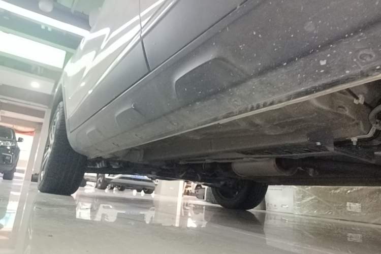 Used BAIC Senova X35 2016 1.5L Automatic Luxury Edition Left Side Sill