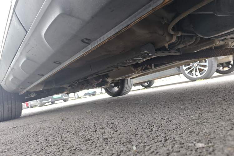 Used BAIC Senova X35 2016 1.5L Manual Luxury Edition Left Side Sill