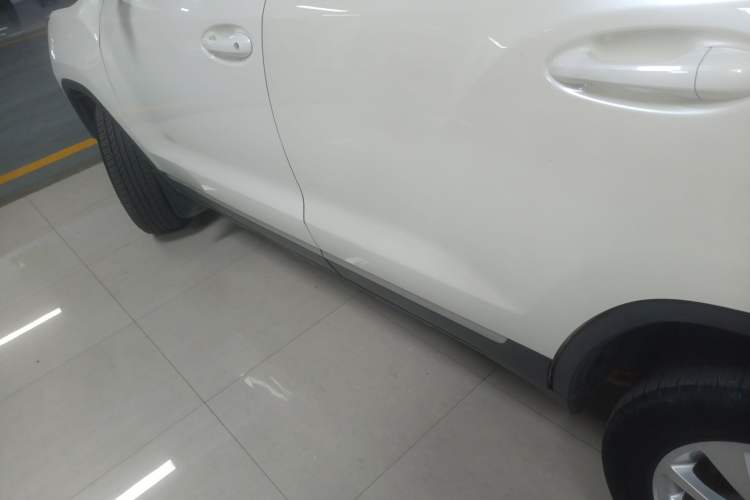 Used BAIC Senova X35 2016 1.5L Manual Elite Edition Left Side Sill