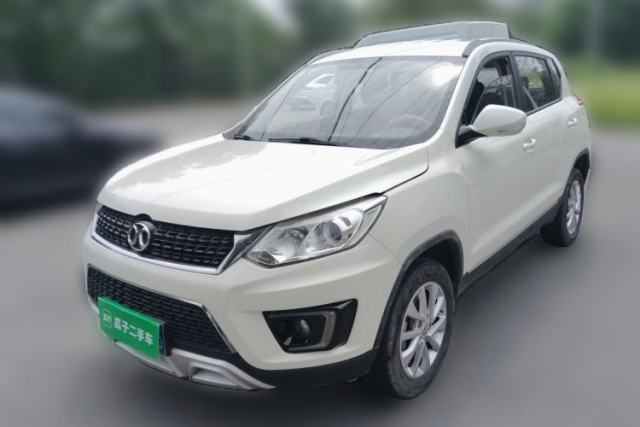 Używany BAIC Senova X35 2016 1.5L Manual Elite Edition
