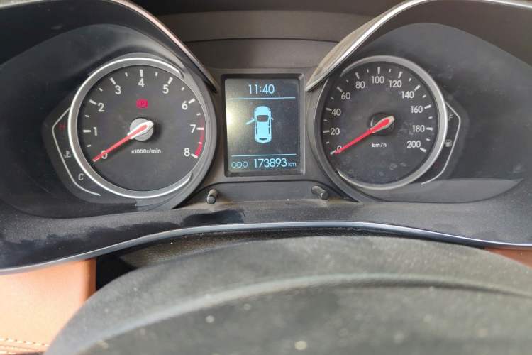Used BAIC Senova X35 2016 1.5L Manual Luxury Edition Odometer Close Up