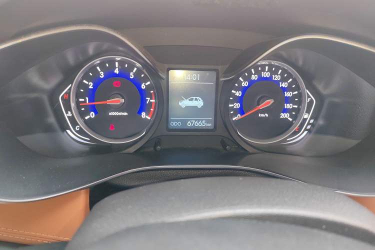 Used BAIC Senova X35 2016 1.5L Manual Luxury Edition Odometer Close Up