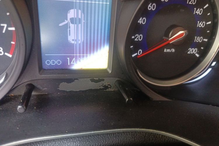 Used BAIC Senova X35 2016 1.5L Manual Luxury Edition Odometer Close Up