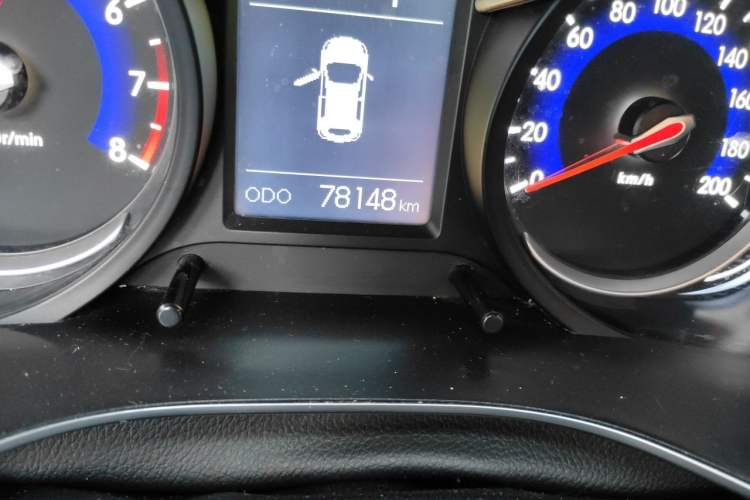 Used BAIC Senova X35 2016 1.5L Automatic Luxury Edition Odometer Close Up