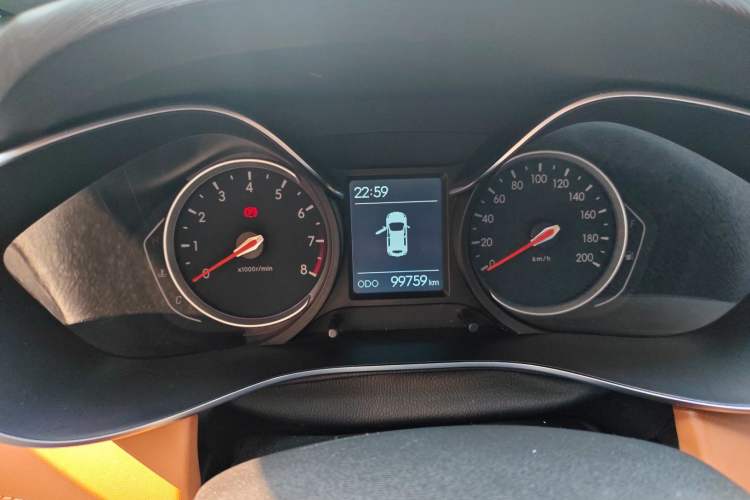 Used BAIC Senova X35 2016 1.5L Automatic Luxury Edition Odometer Close Up