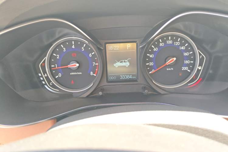 Used BAIC Senova X35 2016 1.5L Automatic Luxury Edition Odometer Close Up