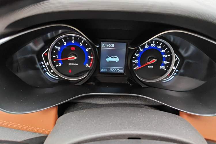 Used BAIC Senova X35 2016 1.5L Manual Luxury Edition Odometer Close Up