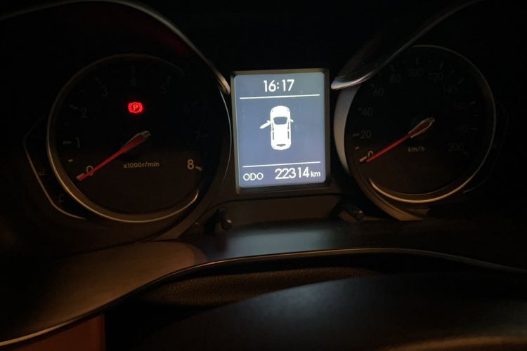 Used BAIC Senova X35 2016 1.5L Manual Luxury Edition Odometer Close Up