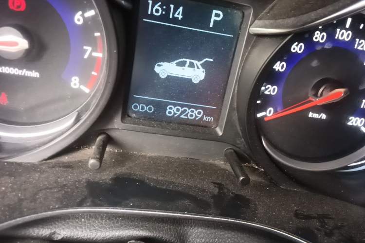 Used BAIC Senova X35 2016 1.5L Automatic Luxury Edition Odometer Close Up