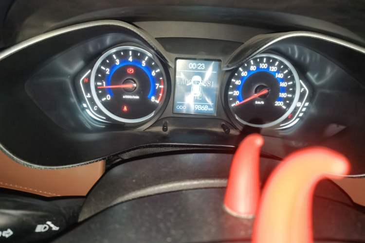 Used BAIC Senova X35 2016 1.5L Manual Luxury Edition Odometer Close Up