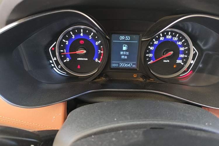 Used BAIC Senova X35 2016 1.5L Manual Luxury Edition Odometer Close Up