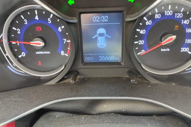 Used BAIC Senova X35 2016 1.5L Manual Elite Edition Odometer Close Up