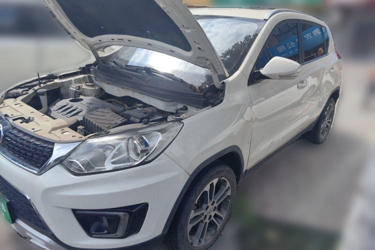 Used BAIC Senova X35 2016 1.5L Automatic Luxury Edition Guazi used car, China used car export, Used car for sale, Used cars, Cheapest cars for sale