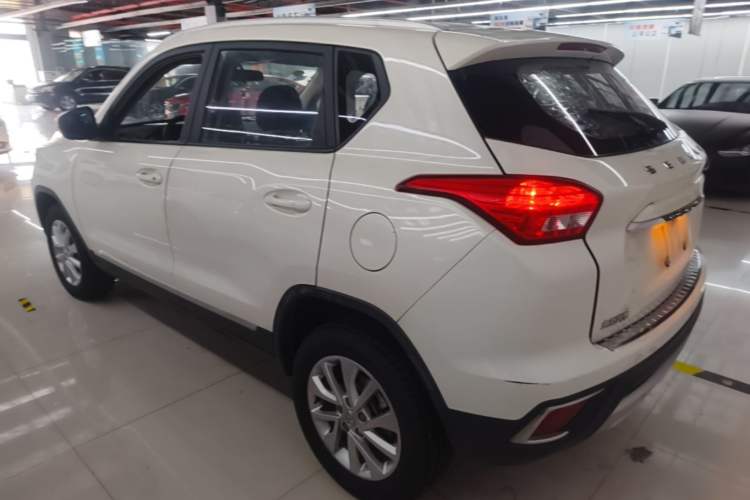 Used BAIC Senova X35 2016 1.5L Manual Elite Edition Rear Left 45 Deg