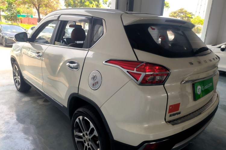 Used BAIC Senova X35 2016 1.5L Manual Luxury Edition Rear Left 45 Deg