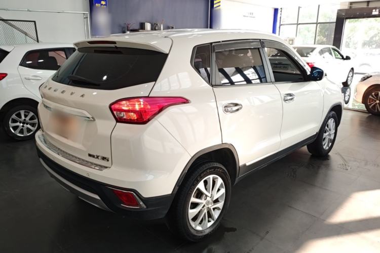 Used BAIC Senova X35 2016 1.5L Manual Elite Edition Rear Right 45 Deg