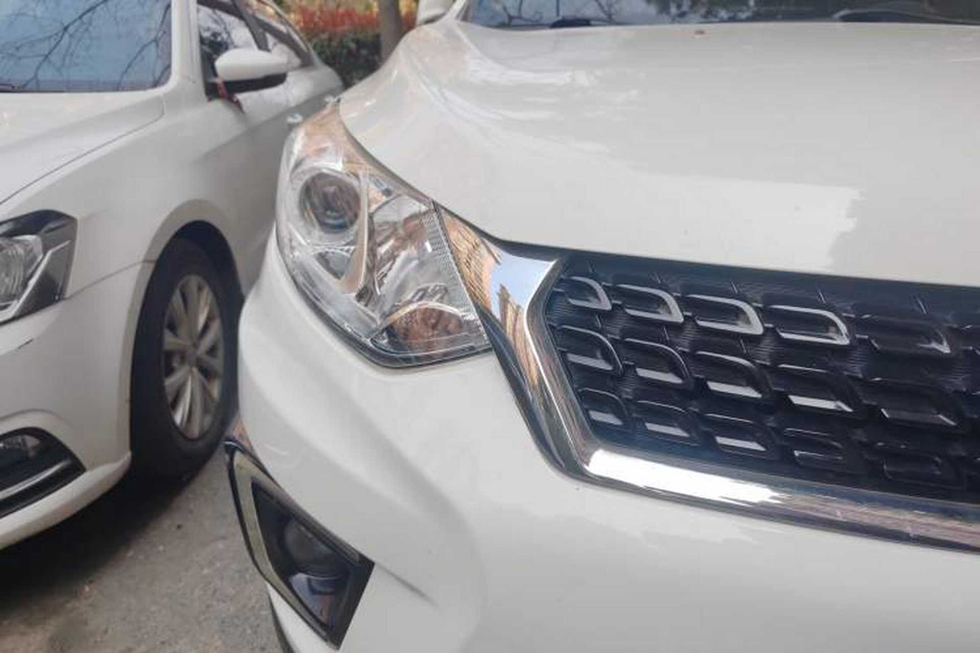Used BAIC Senova X35 2016 1.5L Manual Luxury Edition Right Front Headlight