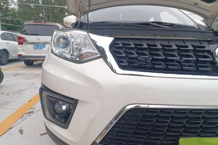 Used BAIC Senova X35 2016 1.5L Manual Luxury Edition Right Front Headlight