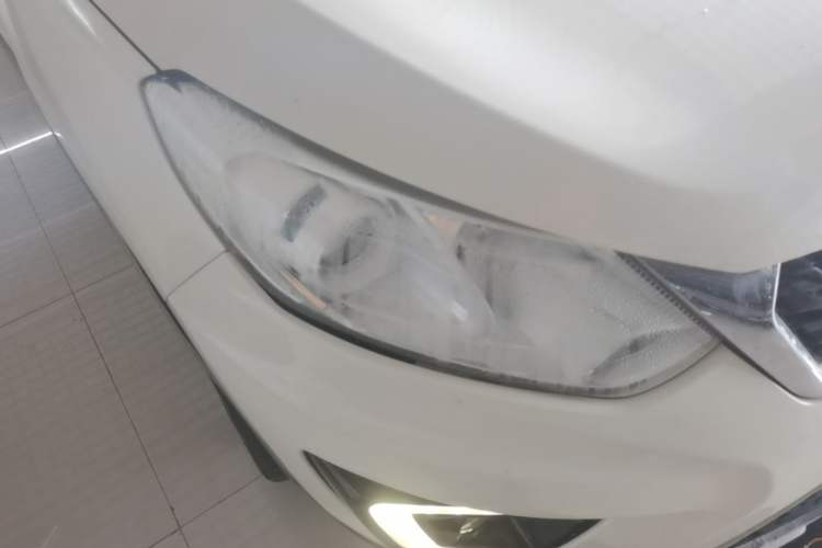 Used BAIC Senova X35 2016 1.5L Manual Luxury Edition Right Front Headlight