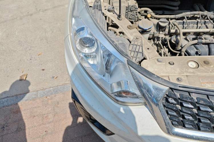 Used BAIC Senova X35 2016 1.5L Manual Elite Edition Right Front Headlight