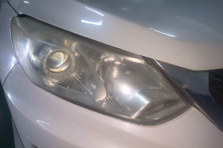Used BAIC Senova X35 2016 1.5L Manual Luxury Edition Right Front Headlight
