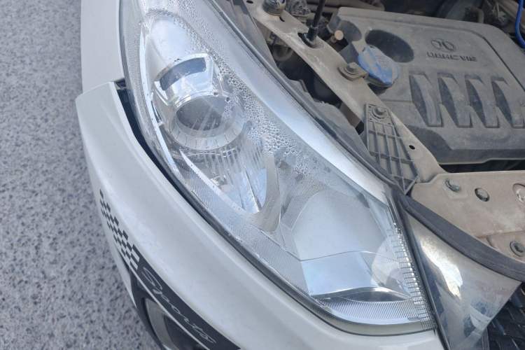 Used BAIC Senova X35 2016 1.5L Manual Luxury Edition Right Front Headlight