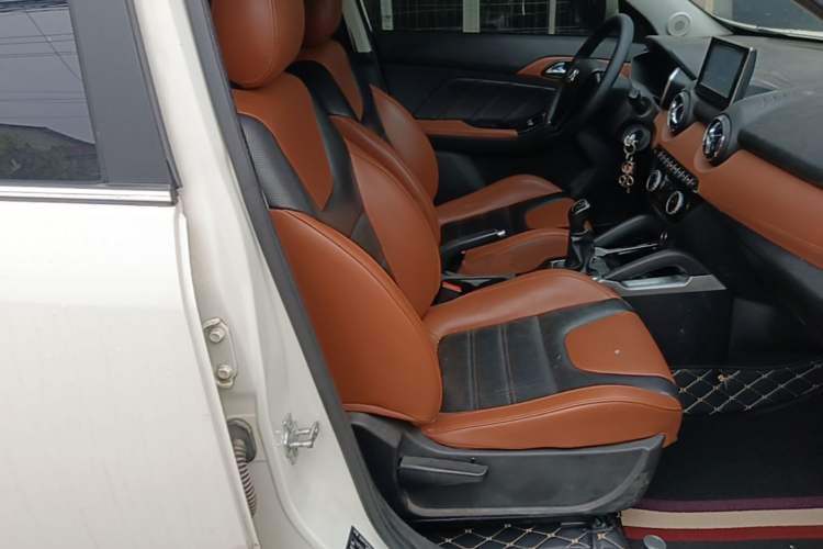 Used BAIC Senova X35 2016 1.5L Manual Luxury Edition Right Front Seat