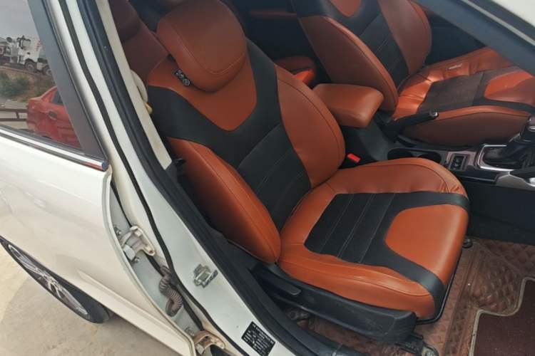 Used BAIC Senova X35 2016 1.5L Automatic Luxury Edition Right Front Seat