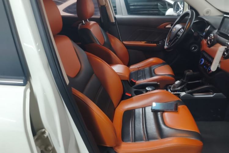 Used BAIC Senova X35 2016 1.5L Automatic Luxury Edition Right Front Seat
