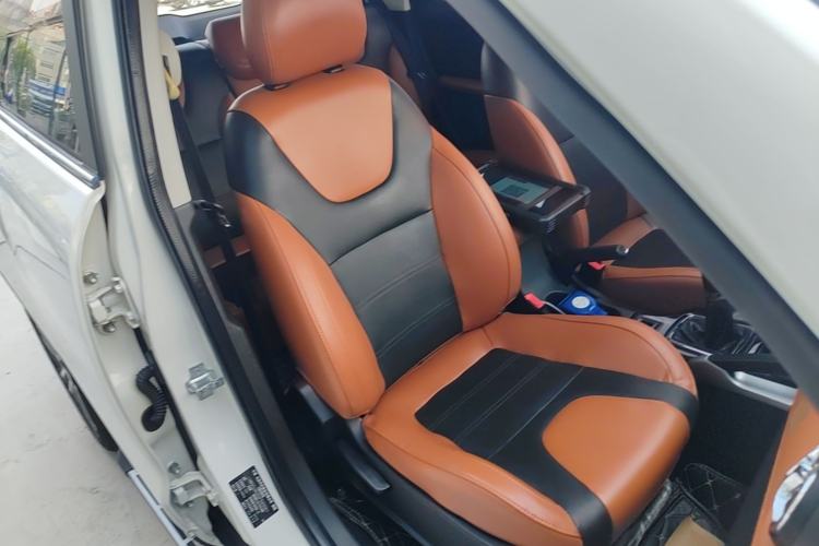 Used BAIC Senova X35 2016 1.5L Manual Luxury Edition Right Front Seat