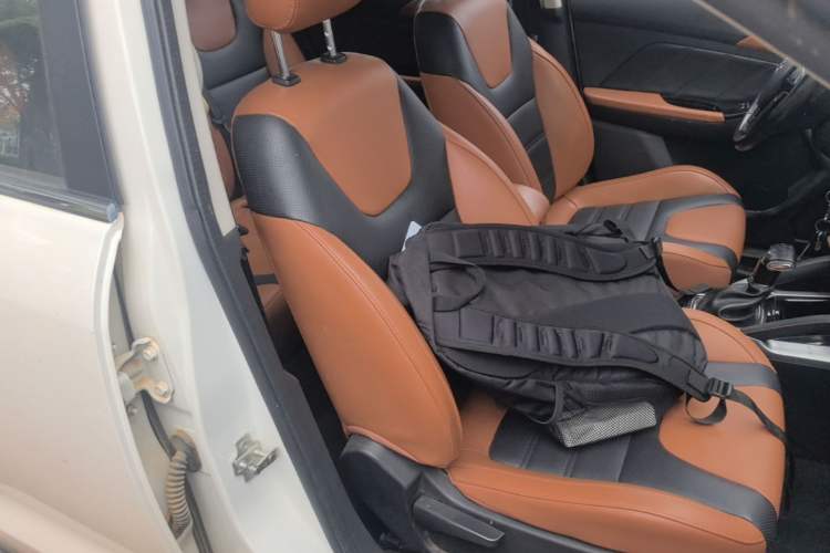 Used BAIC Senova X35 2016 1.5L Automatic Luxury Edition Right Front Seat