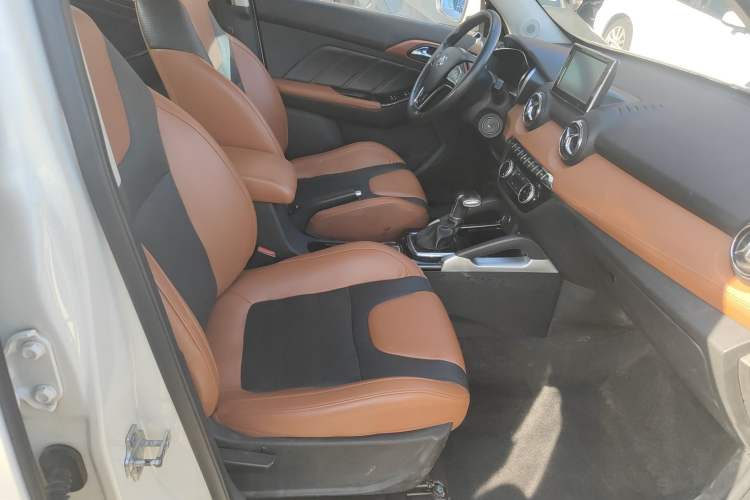 Used BAIC Senova X35 2016 1.5L Automatic Prestige Edition Right Front Seat