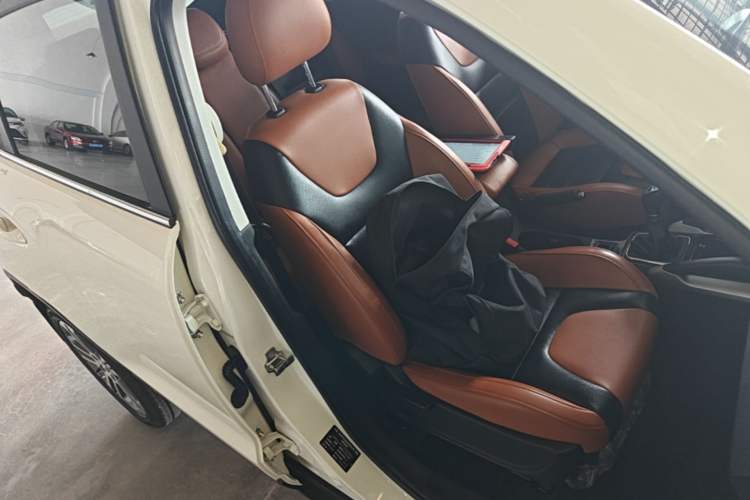 Used BAIC Senova X35 2016 1.5L Manual Luxury Edition Right Front Seat