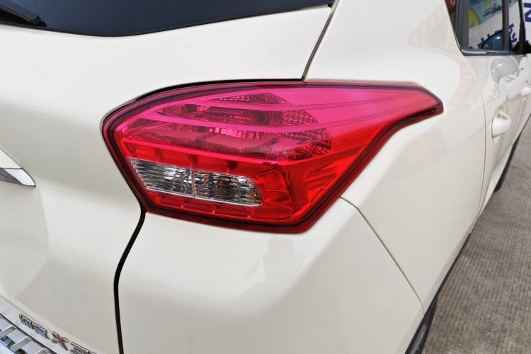 Used BAIC Senova X35 2016 1.5L Manual Luxury Edition Right Rear Taillight