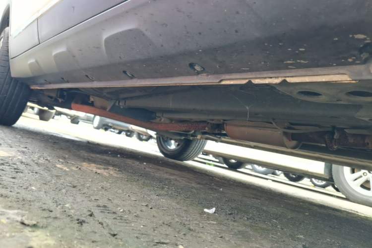 Used BAIC Senova X35 2016 1.5L Automatic Luxury Edition Right Side Sill